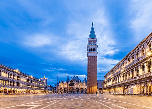 Immagine di Piazza San Marco di notte